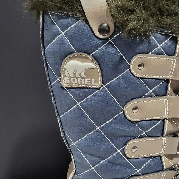 Sorel Women's Quilted Winter Snow Boots With Faux Fur